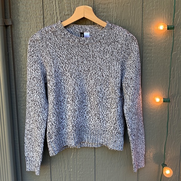 H&M Speckled Sweater - Picture 3 of 14